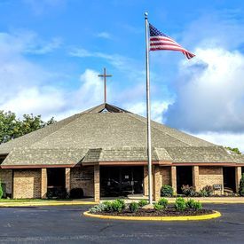 Nall Avenue Church of the Nazarene, Prairie Village, Kansas, United States