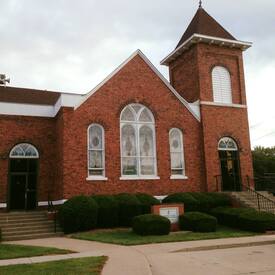 Carlisle United Methodist Church, Carlisle, Iowa, United States